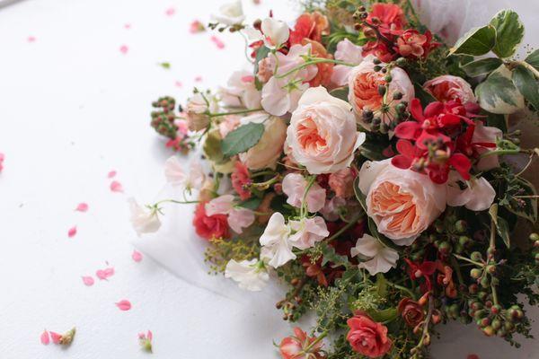 Our luxe Valentine's Day bouquet in peach and red.