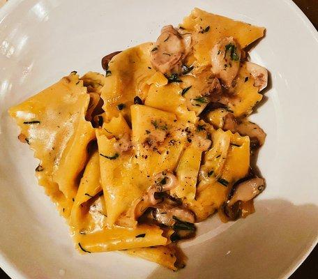 mushroom pappardelle