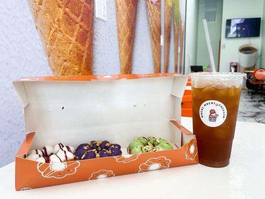 Donuts and Mango ice tea