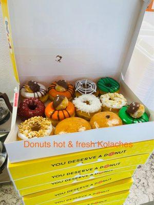 Donuts Hot & Fresh Kolaches