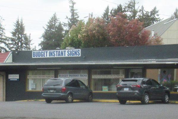 Budget Instant Signs