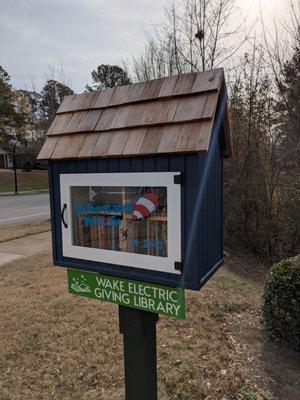 Wake Electric Giving Library, 100 S Franklin St, Wake Forest