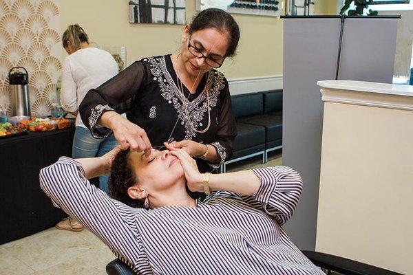 Pushti Brows and Skin Therapy