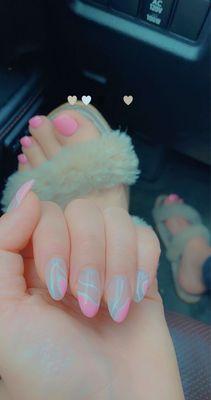 Acrylic nails