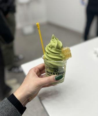 Matcha with honey comb