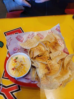 Chips and queso