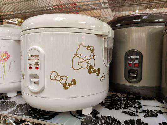 Hello Kitty rice cooker!