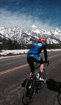 Hub ambassador Aaron Nydam leads a spring ride from The Hub through the Teton's