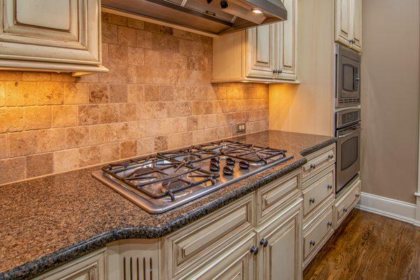 JCS Marble & Granite
Granite Countertop with Full Tile Backsplash