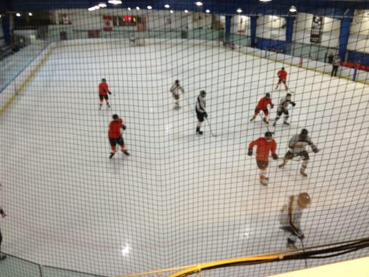 Adult hockey (Breakaway Grill vs Hooters). View from Breakaway Grill.