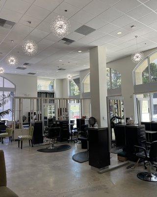 The Spa Sante' and Salon hair stations