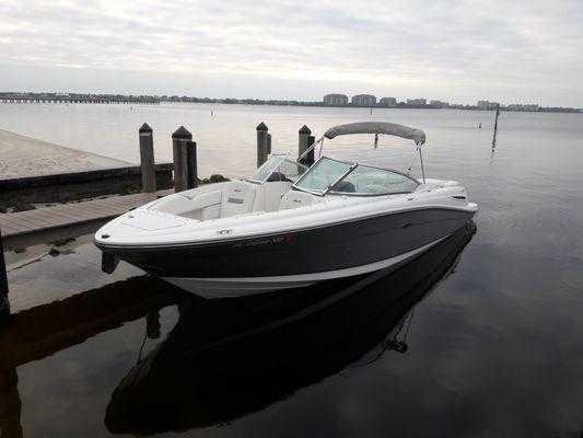 Sea Ray SLX in EMC Silver Dollar Marine Paint.