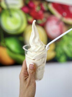 Vegan vanilla oatmilk dole whip soft serve, delish instagram: jax.vegan.eats