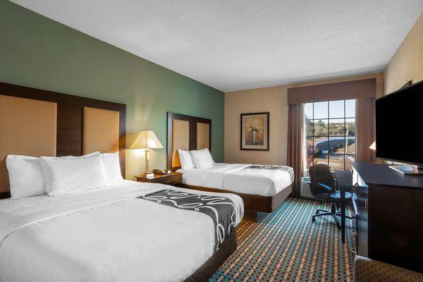 La Quinta Inn & Suites By Wyndham Stonington-Mystic Area