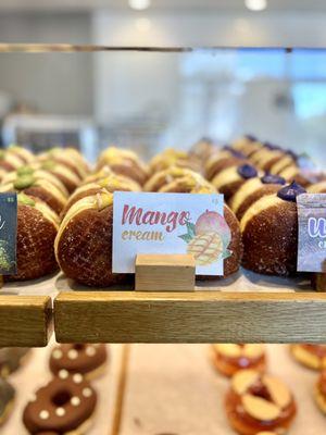 Mango cream donuts