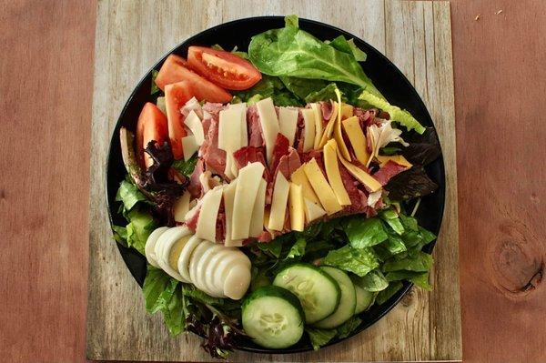 Keep it fresh with the Central Park Salad!