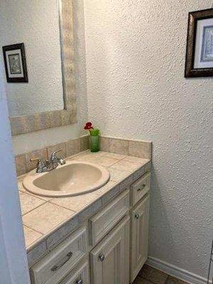 2nd bathroom