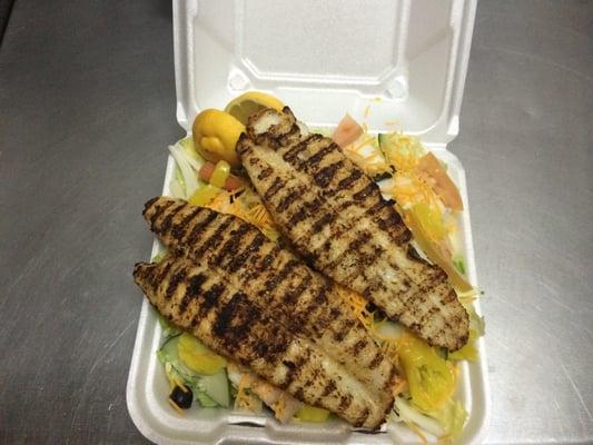 Grilled grouper salad