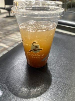 Sparkling peach black tea