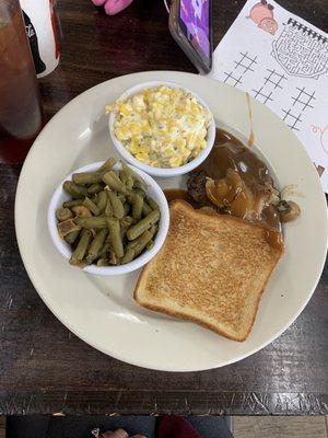 Chopped steak with jalapeño corn and green beans