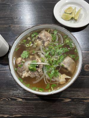 Pho Dui bo. Ox Tail soup.