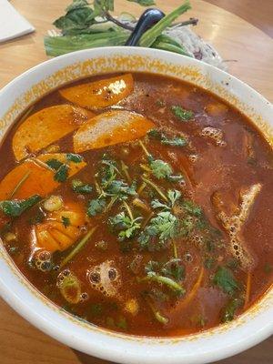 Bun bo hue