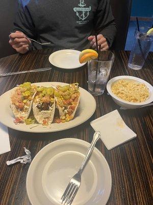 Blackened fish tacos and side of Mac and cheese