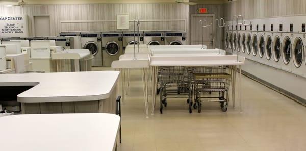 Large Attended Clean Laundry Facility