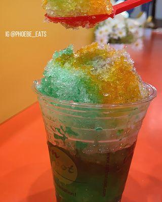 Gola (shave ice)
 
 Follow @phoebe_eats on IG for more