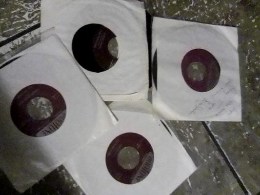 I have 600 of these 45s mint and  some autographed in plastic sleeves they were my father's he passed and I'm trying to raise some funds for