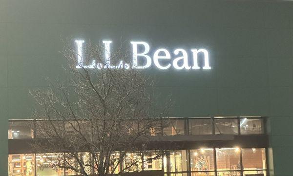 Store Front L. L. Bean