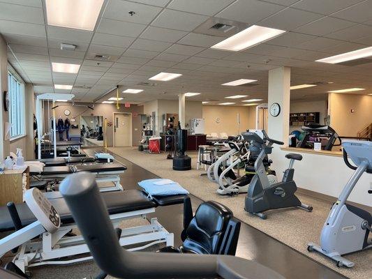 Sky Lakes Rehabilitation Services gym area - including body weight support system