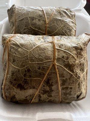 Sticky rice in lotus leaves