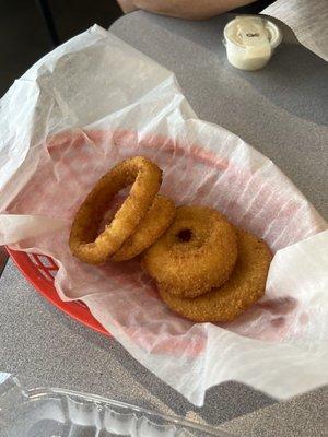 The "side" of onion rings.