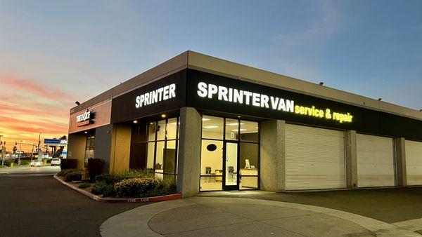 Sprinter Van Service & Repair shop San Diego Miramar Rd www.Sprinter.Services