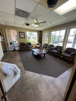 Redlands chiropractor waiting room