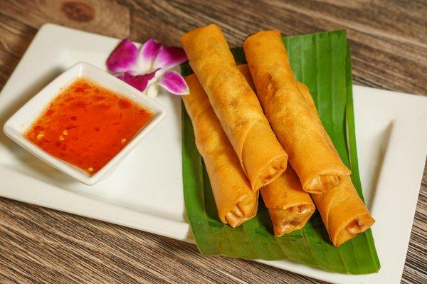 Vegetables egg rolls.