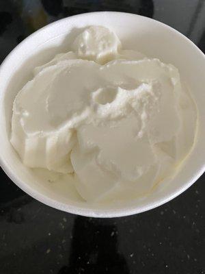 A very plain frozen yogurt jumbo