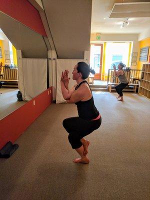 Andrea came to us after doing Bikram for years and had bad shoulder pain. When she applied out 4 step method to her practice, pain gone.