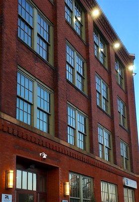 Bridge Square Building in the Cascade District