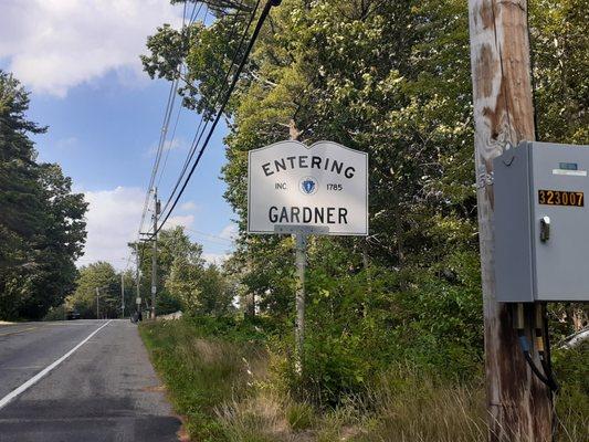 Entering Gardner, Massachusetts from Hubbardston.