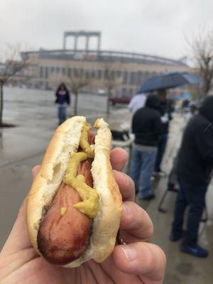 Steve's beef and pork hotdogs tasted amazing! Grilled up perfect to enjoy on Mets Opening Day!