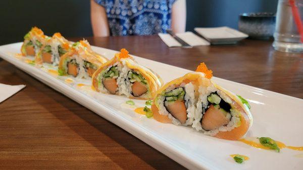 Salmon lover roll