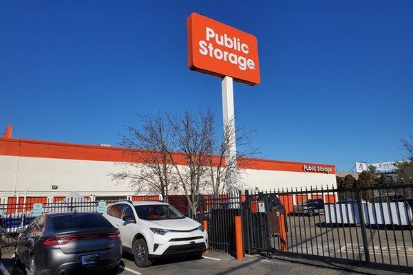 Public Storage