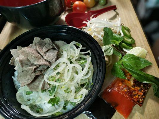 Small bowl portion for large bowl price. Where's the beef? Is that all? Are some of those basil leaves starting to get old?