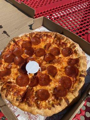 Medium Pepperoni pizza