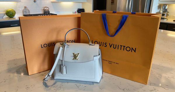 My newest LV handbag.