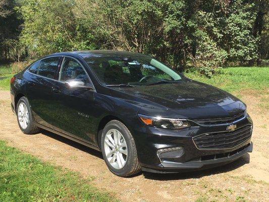 2016 Chevy Malibu 1LT   27 mpg city / 37 mpg highway