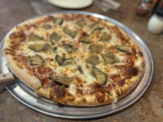 Medium pizza with breaded eggplant