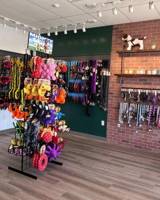 Tuffy toys, Mighty Toys, Wolfgang, Zee Dog Mtn Straps- leashes, collars, harnesses